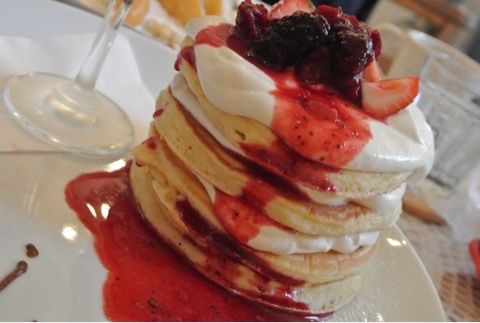 見ているだけで幸せに！絶対美味しい!!綺麗で美味しそうなケーキやパンケーキ
