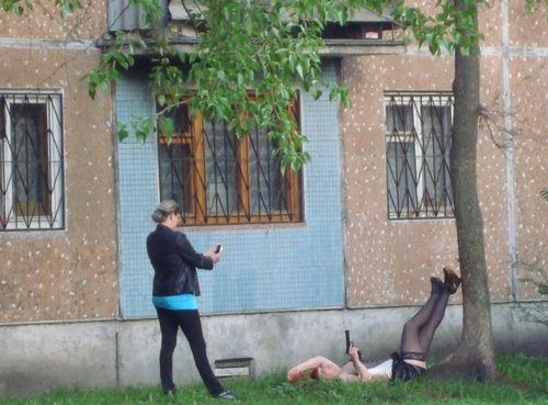 ロシア人のプロフィール写真は、かなりヤバイ写真