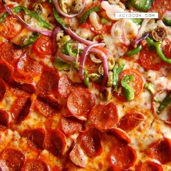 とにかく食べたくなる美味しそうなピザの写真