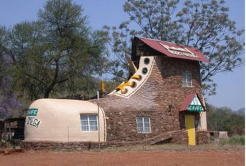 面白くて風変わりな建築