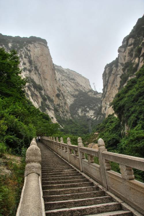 中国の崋山