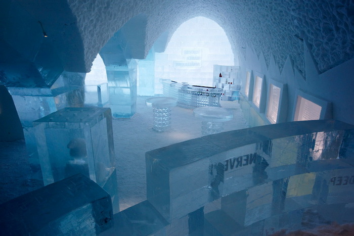 スウェーデンの氷と雪で作られたホテル