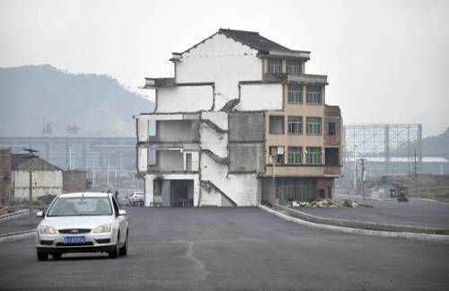 中国で立ち退きを拒否したらこうなった！