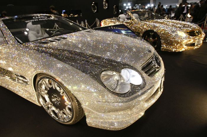 世界で見かける変わった車両の写真