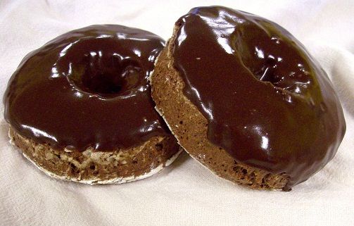 本当に美味しそうなチョコレートケーキの写真を見ていると食べたくなる！写真