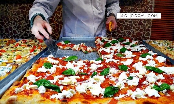 とにかく食べたくなる美味しそうなピザの写真