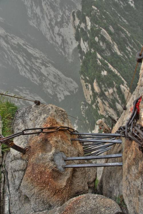 中国の崋山