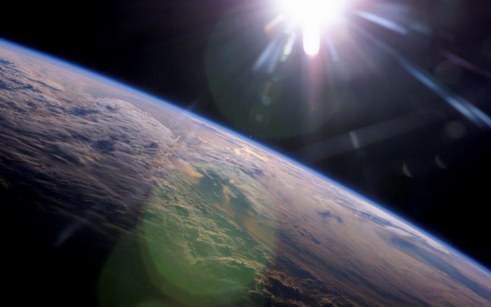 この目で見てみたい宇宙から見た地球の写真