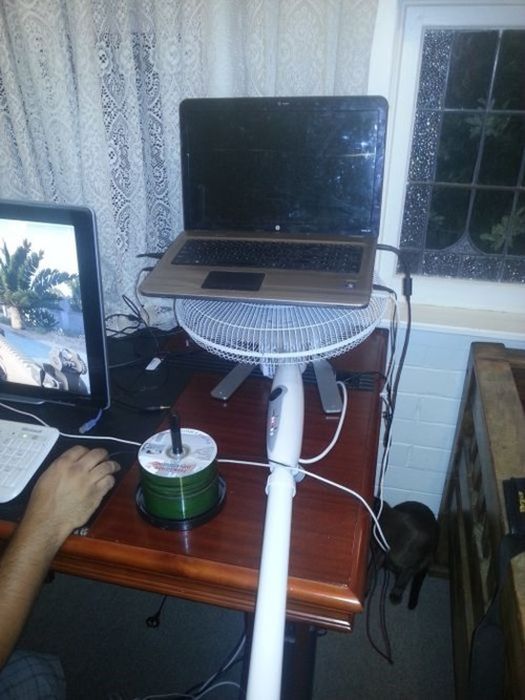 強引すぎて面白い道具の使い回し日曜大工の写真