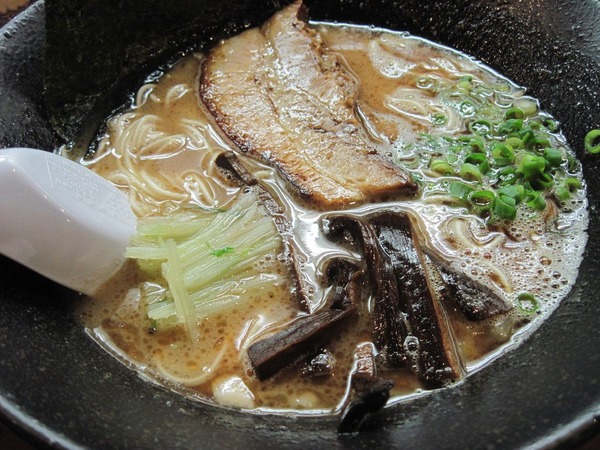 本当に美味しそうなラーメンの写真