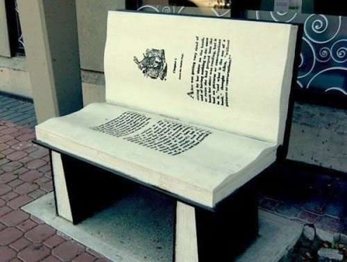 読書がどうしてもしたくなる！本好きにとって夢のような家具の写真