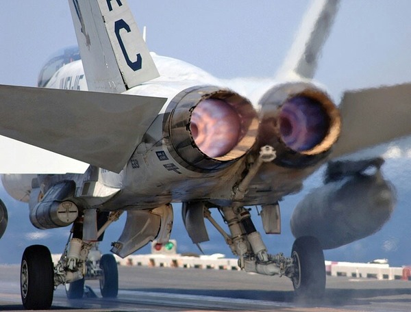 空のロマン♪ 戦闘機の写真