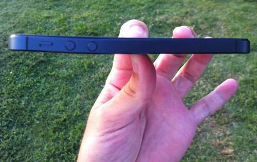 スマートフォンをお尻のポケットに入れていたらこうなった写真
