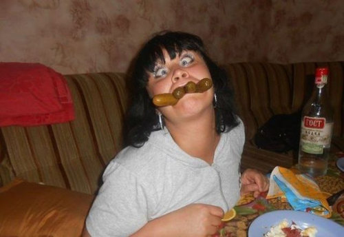 ロシア人のプロフィール写真は、かなりヤバイ写真