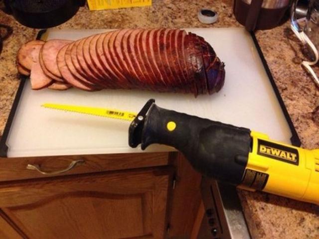 強引すぎて面白い道具の使い回し日曜大工の写真
