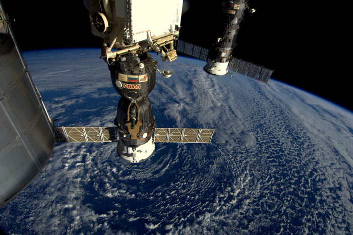 宇宙から撮影された美しい地球写真