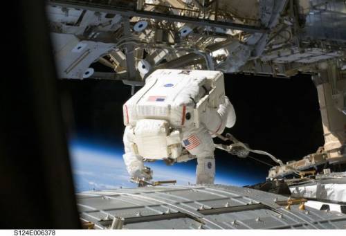 ロマンの宇宙とスペースシャトルの写真