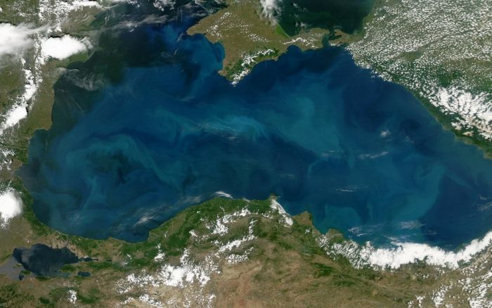 この目で見てみたい宇宙から見た地球の写真