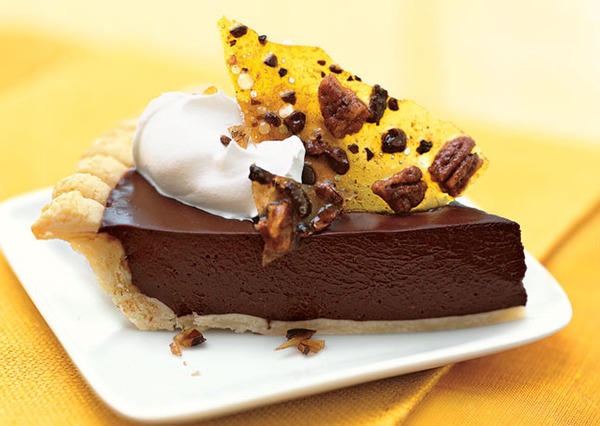 本当に美味しそうなチョコレートケーキの写真