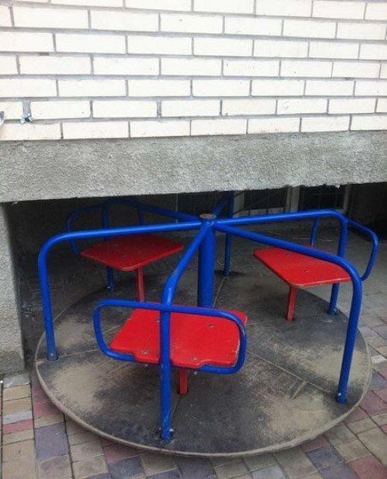 どう見ても失敗しているとしか思えない建築物の数々の写真