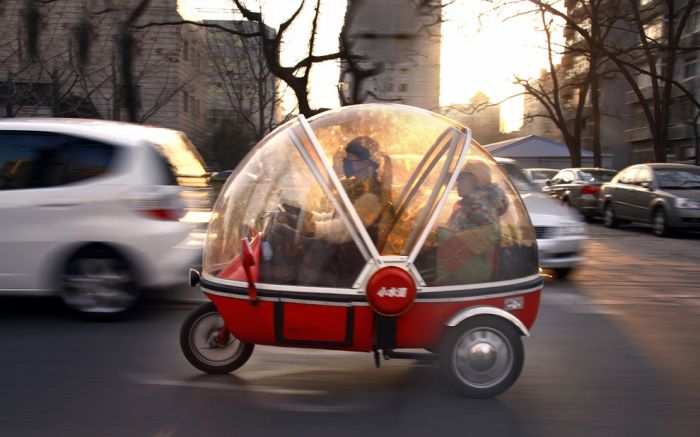世界で見かける変わった車両の写真