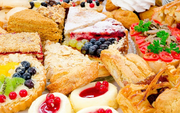 見ているだけで幸せに！絶対美味しい!!綺麗で美味しそうなケーキやパンケーキ