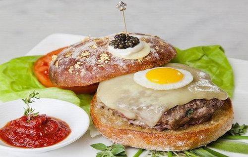 高級すぎるハンバーガーが凄い豪華な写真