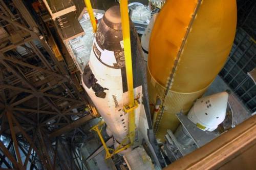 ロマンの宇宙とスペースシャトルの写真
