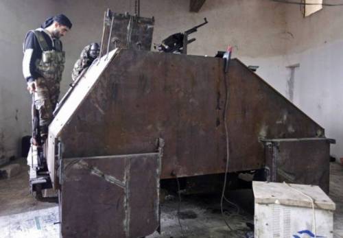 シリアの反政府勢力が80万円で戦車作った