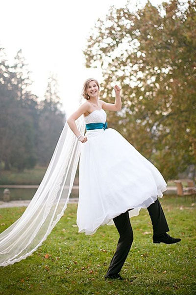 海外の結婚式がオモシロい写真
