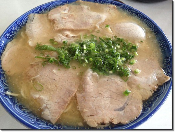 本当に美味しそうなラーメンの写真