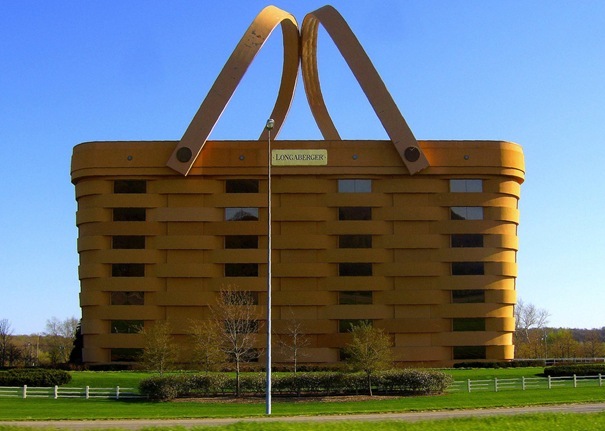  奇妙な建造物の画像