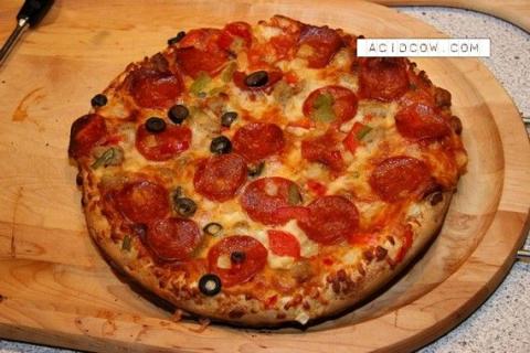 とにかく食べたくなる美味しそうなピザの写真