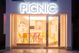 PICNIC HOSTEL OSAKA