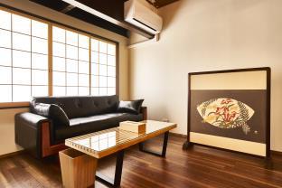 SK 2 Bedroom Apartment Tomarigi in Kyoto