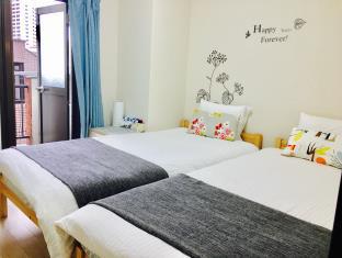 GREEN PLUM HOMETEL 06