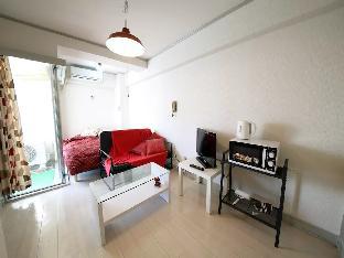 City Center Apt Near OsakaCastle WIFI 3min sta4	
