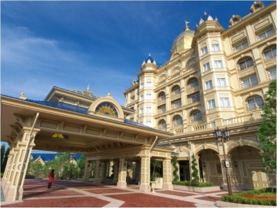 Tokyo Disneyland (R) Hotel