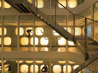 Nine Hours Tokyo Takebashi