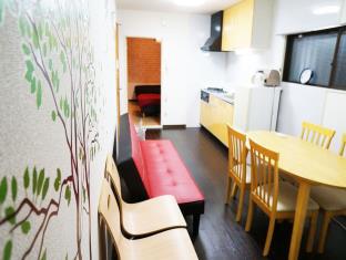 XS 2 Bedroom Apartment near Namba S37