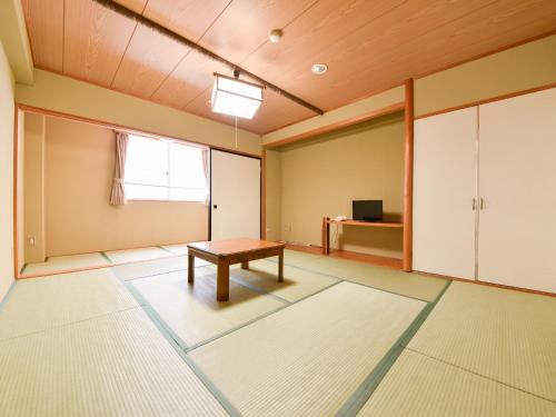 Kitashiga Grand Hotel & West