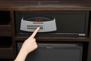 Hotel Guest 1 ueno station