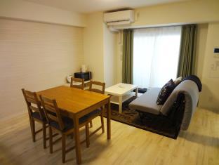 KM Apartment in Ueno 10F