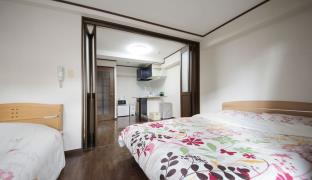 Namba Roiyaru Apartment #603