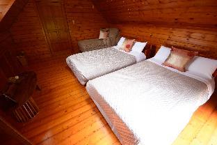 [All natural wood Big Log Home]4Br,2Bath,3Toilets