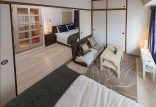 #204 10mins walk Namba&Shinsaibashi & pocket WiFi