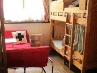 Yufuin Country Road Youth Hostel