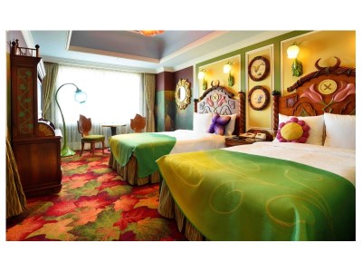 Tokyo Disneyland (R) Hotel