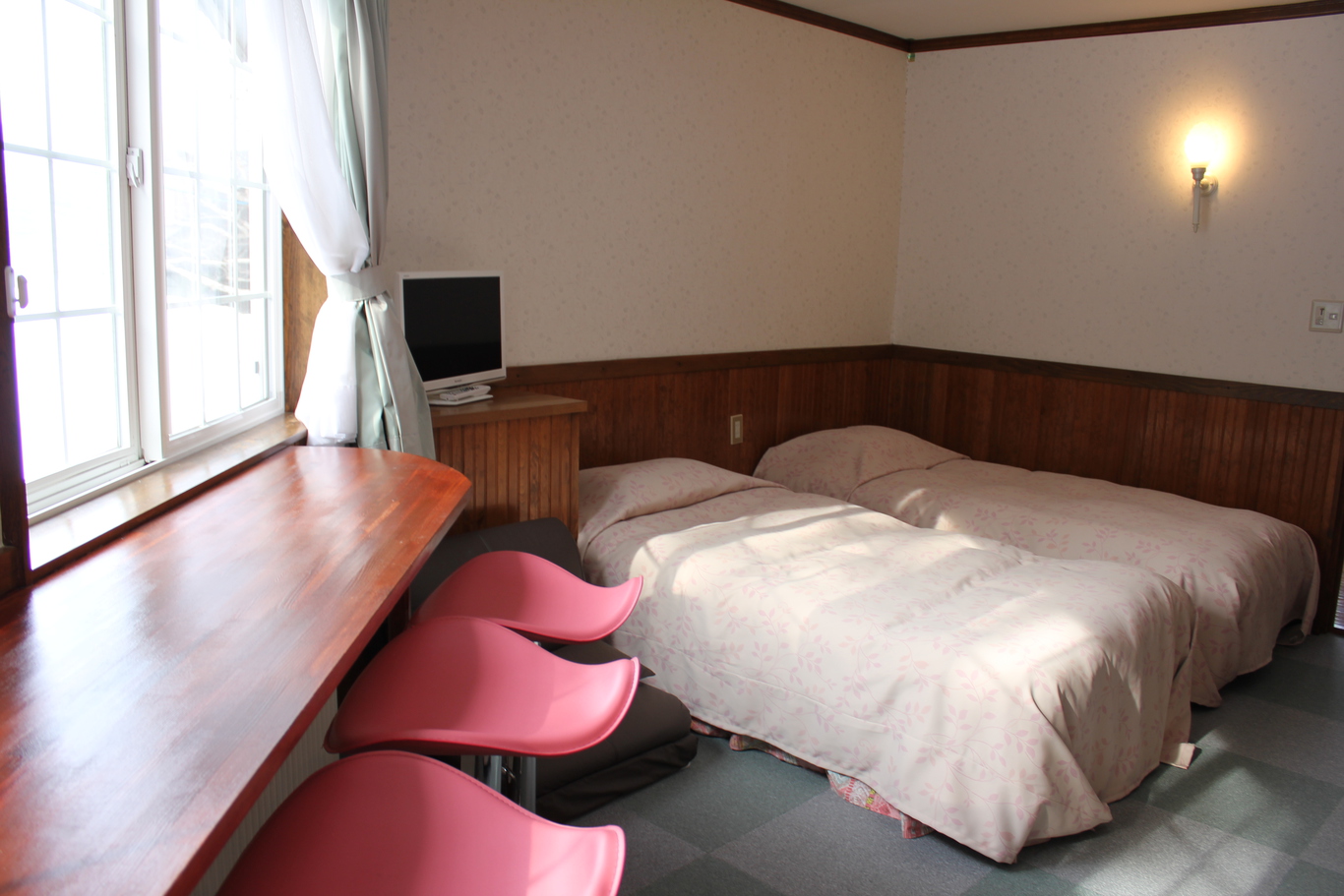 Holiday Home Earth Color