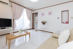 4 Bed room & 7 min to Shinimamiya STN Large House